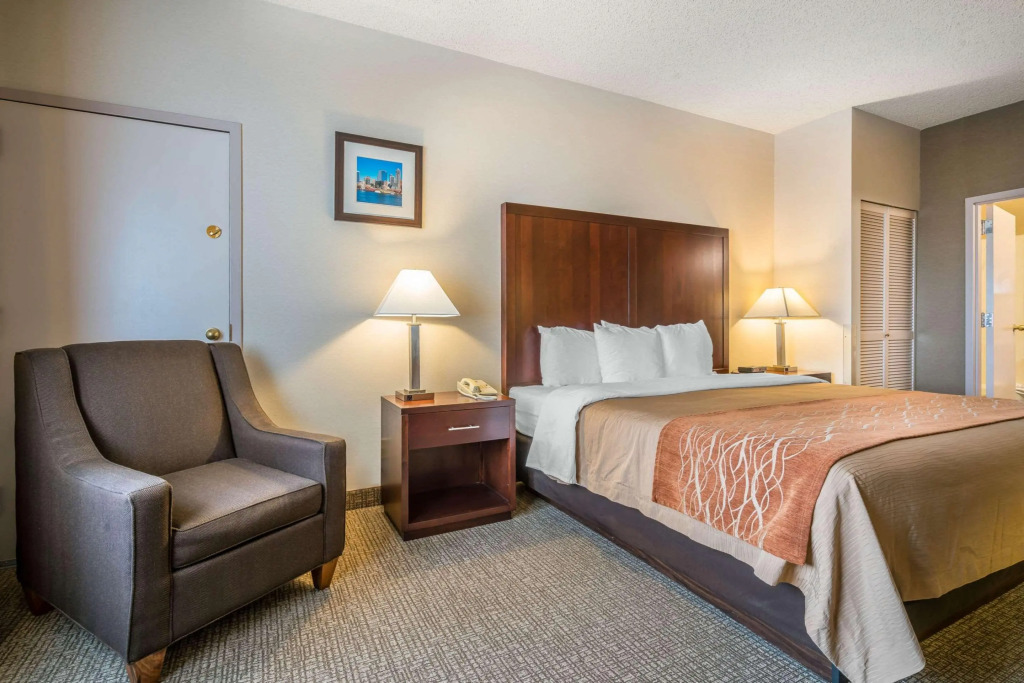 Comfort Inn & Suites Seattle North