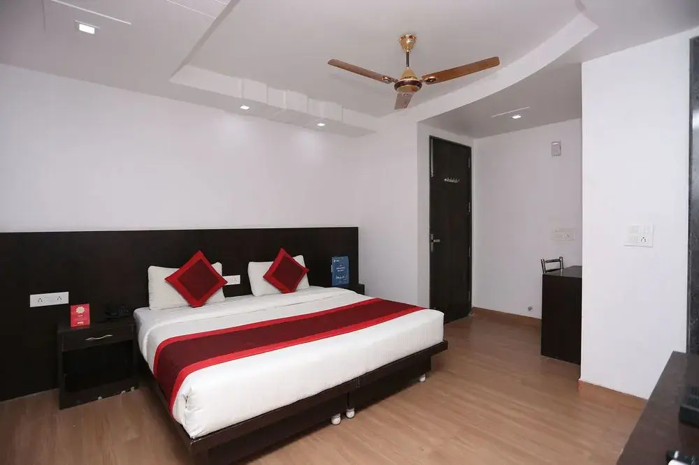 OYO 9812 Kanchan Residency