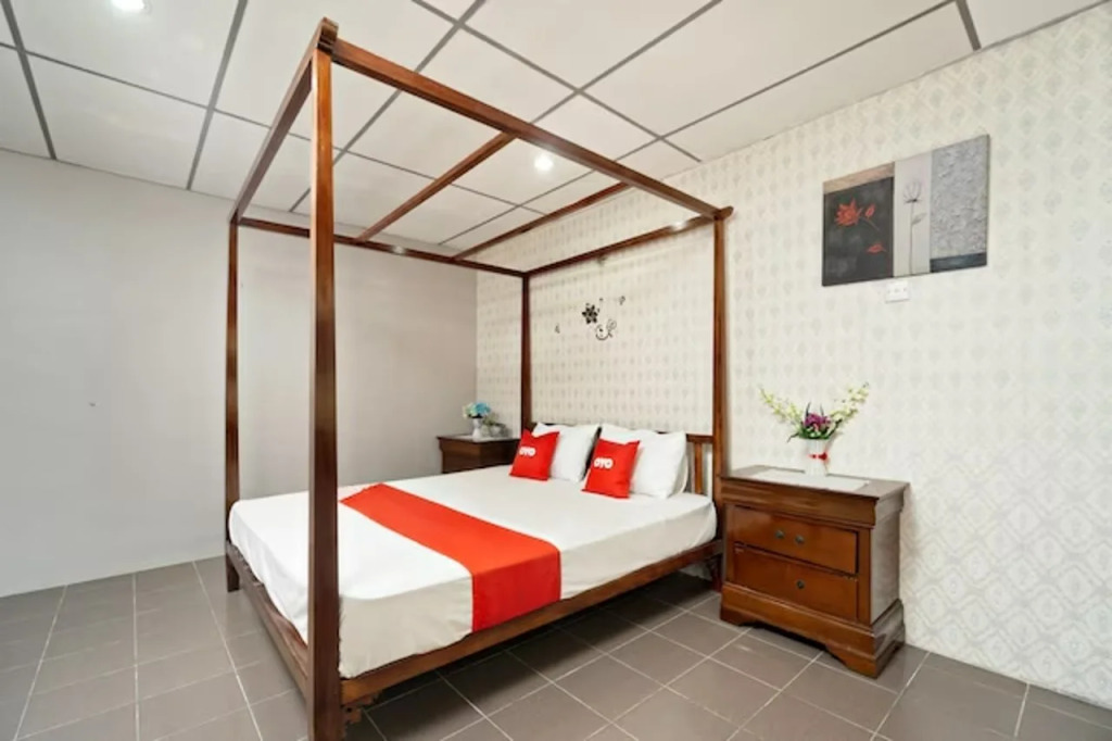 Hotel DJ Palace