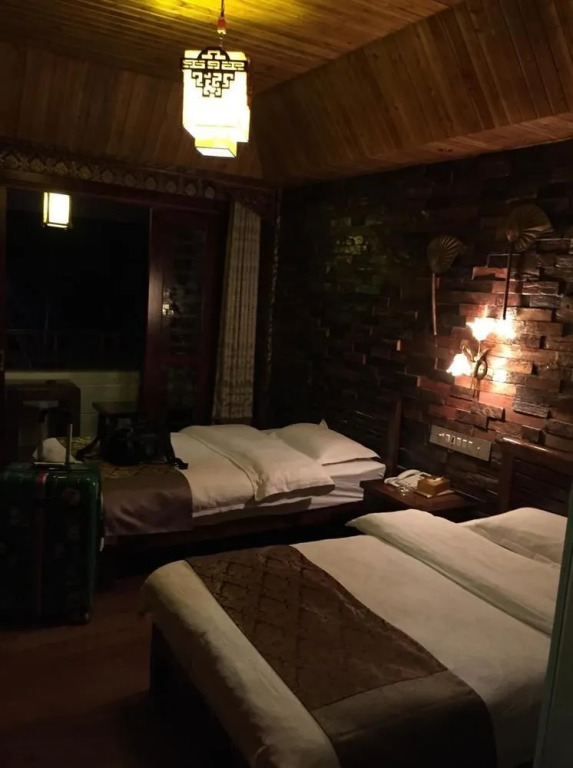 Xishuangbanna Fengweizhu Inn