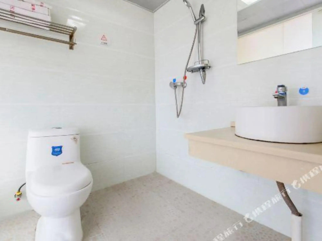 Qingzhu Hotel · Ao7 Boutique (Wuhan Wuhuan Avenue Subway Station)