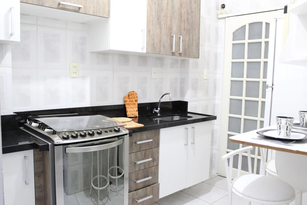 Modern Flat 1 Block From Ipanema Beach