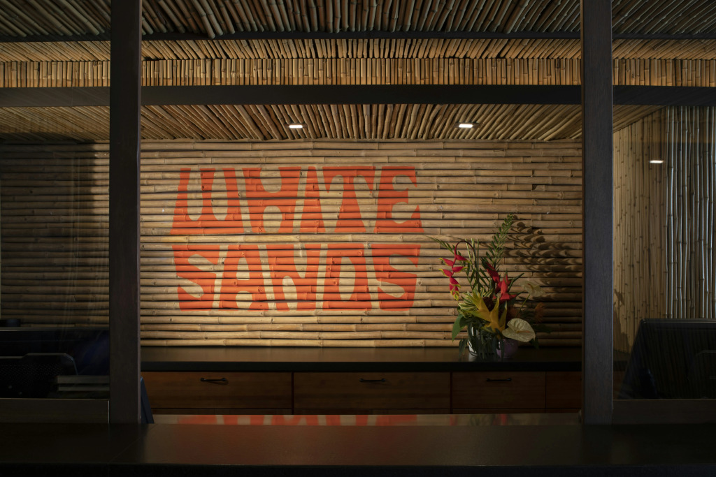 White Sands Hotel