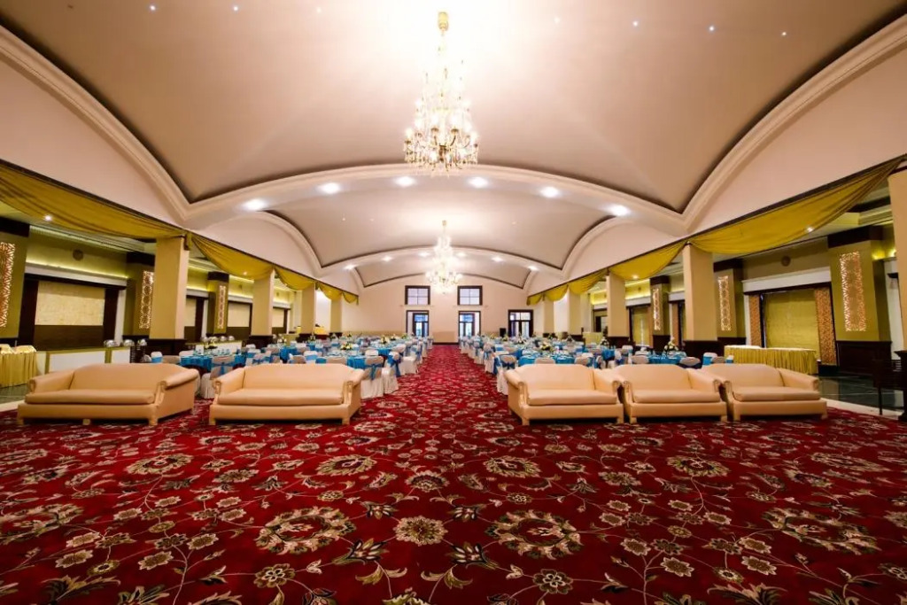 Hotel Majestic Grand