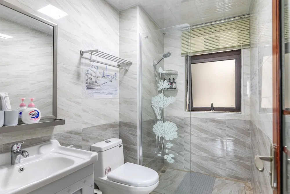 Locals Boutique Apartment WanzaiCEC No.6