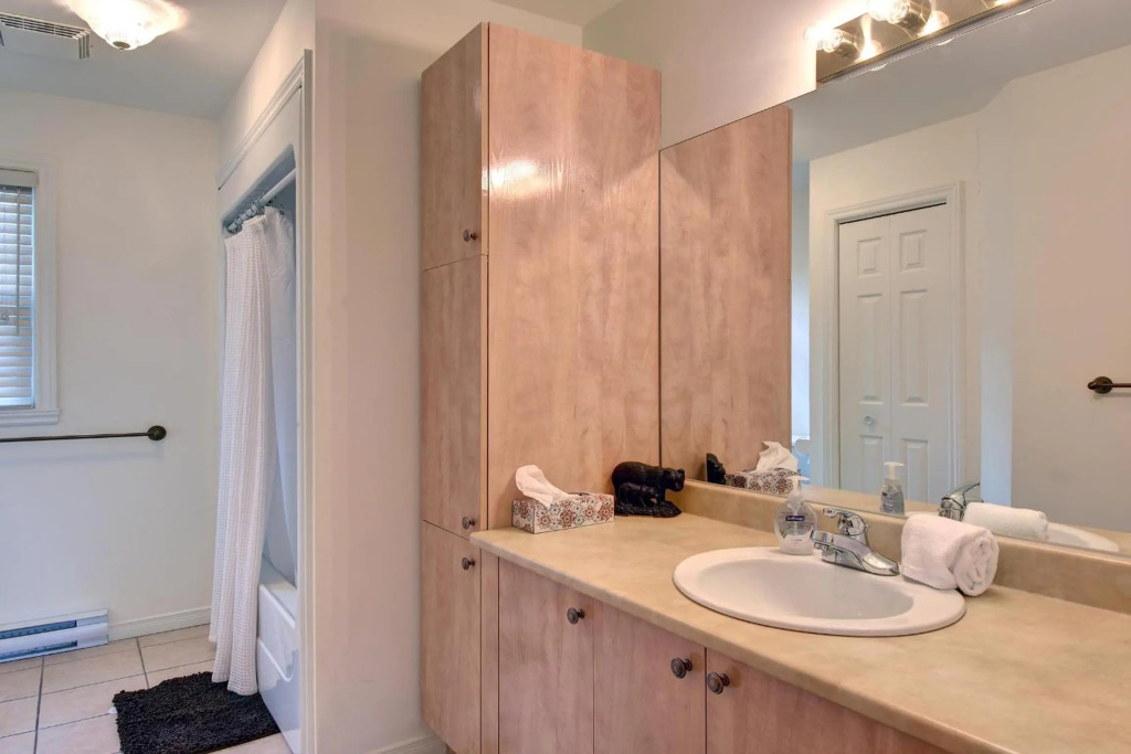 Magnificent 2BR 2B Unit with Golf Course and Mountain Views