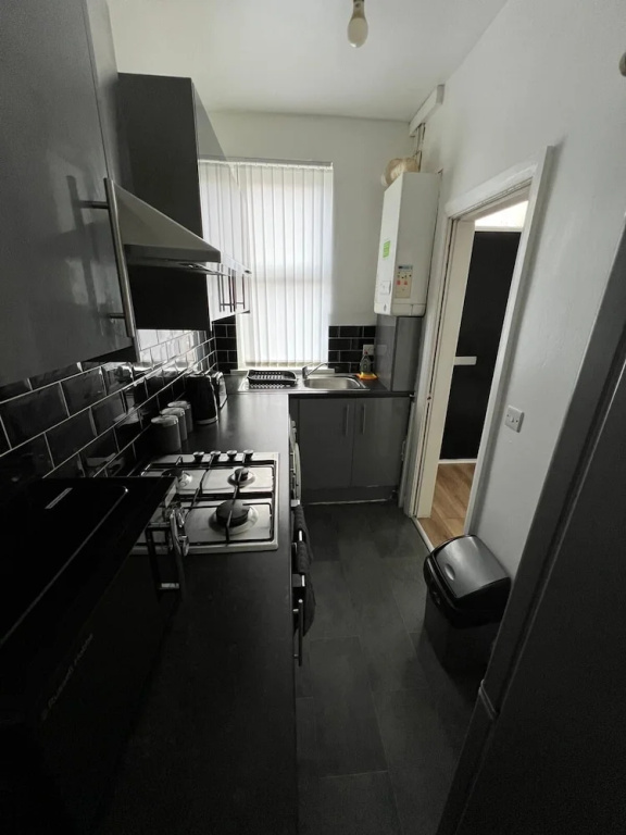 City Escape - Charming 2-bed House