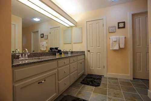 Calico Cottage