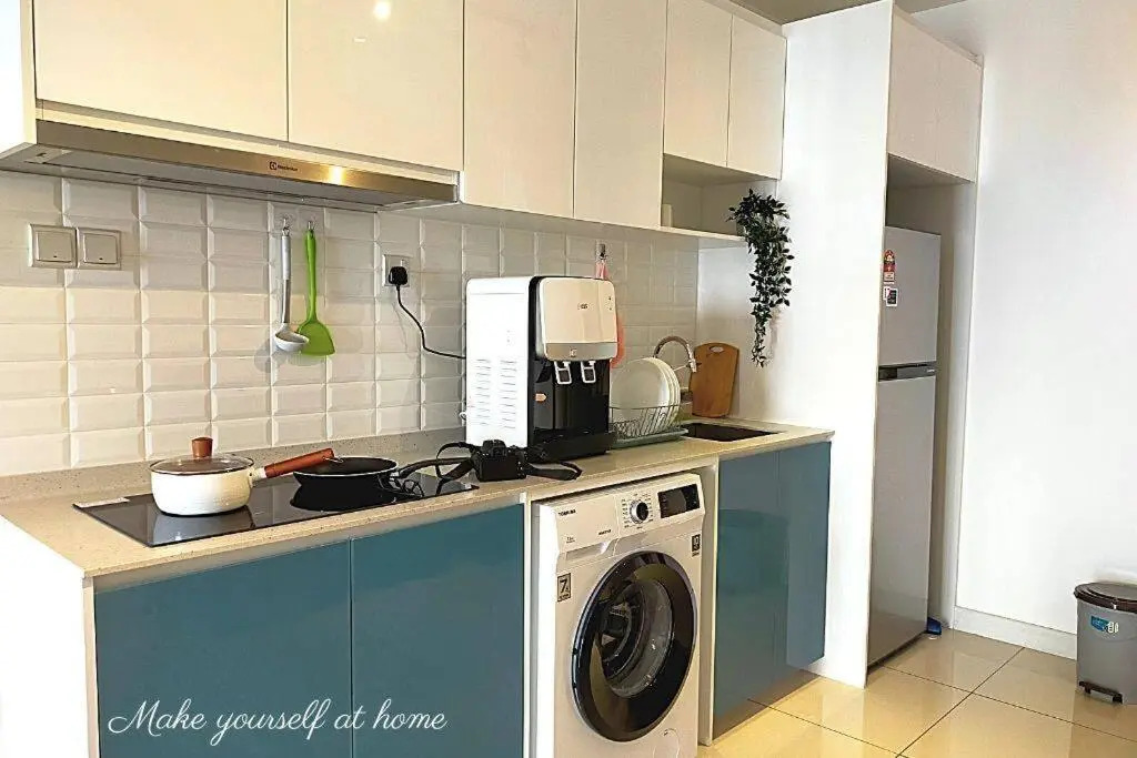 Awesome Designer Suite 3-Beds Near TRX KLCC, Next to IKEA