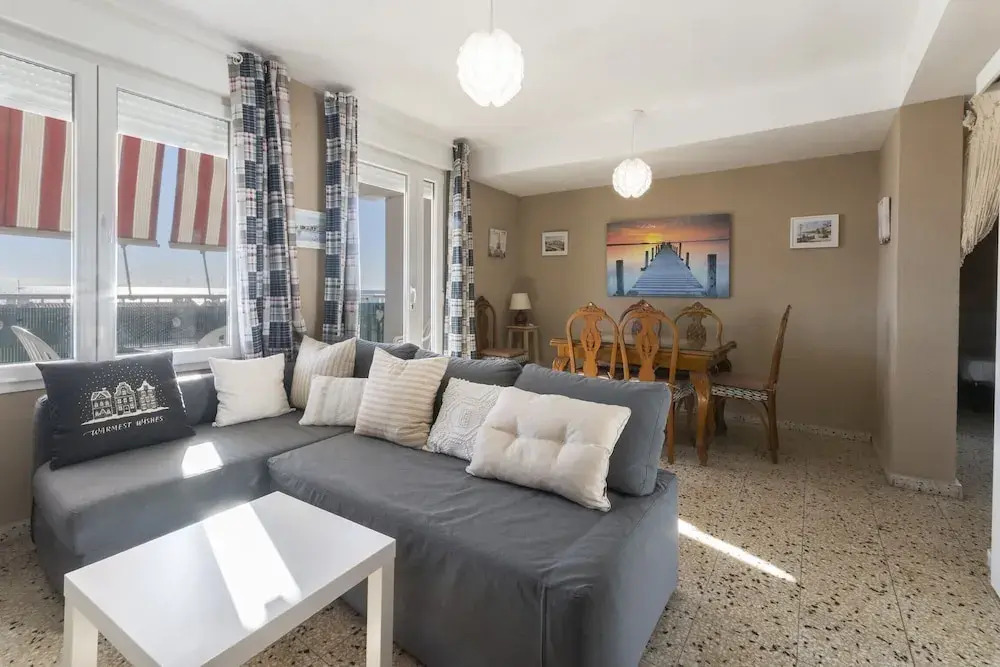Abaco in Xeraco With 3 Bedrooms and 1 Bathrooms