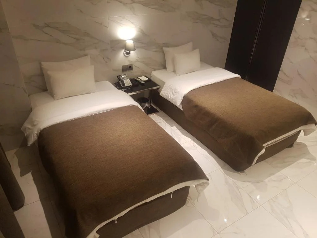 Hotel the May