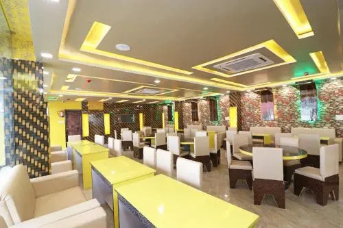 Collection O 24604 Hotel GMC Grand Luxury Stay