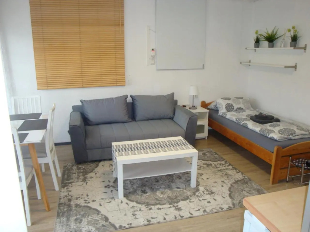 Tac Home 2-Zimmer Wohnung