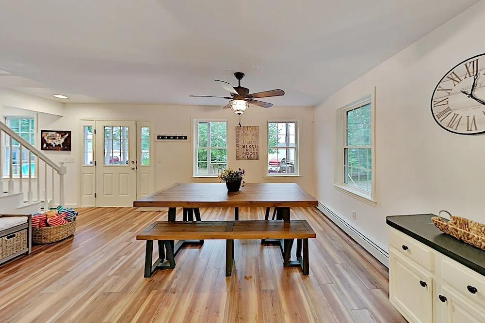 76overrd 3 Bedroom Home