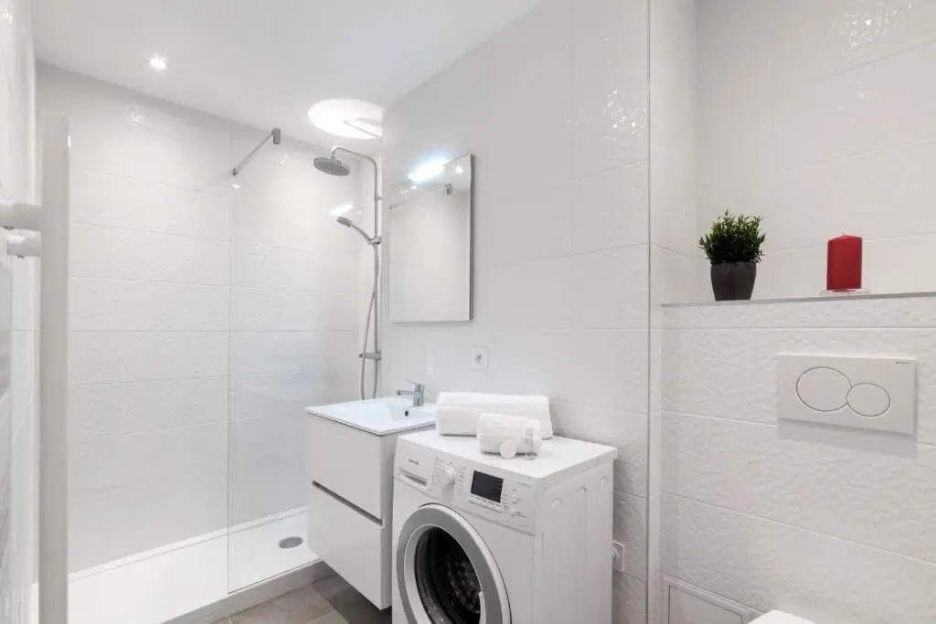 Bright flat with park and garage in Villeurbanne just nearby Lyon - Welkeys