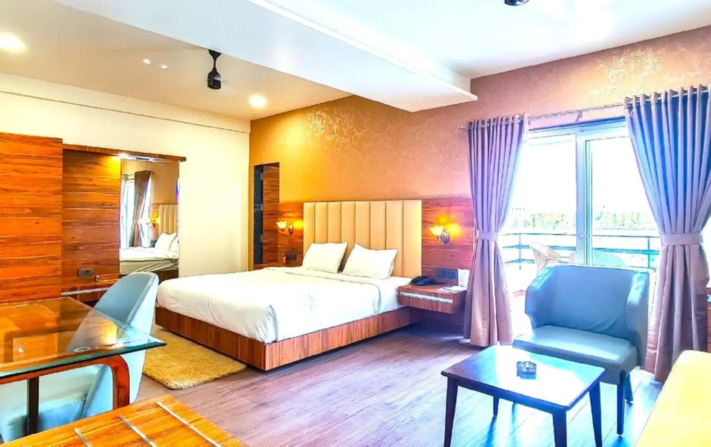 ROYAL CLIFF HOTEL & RESORTS