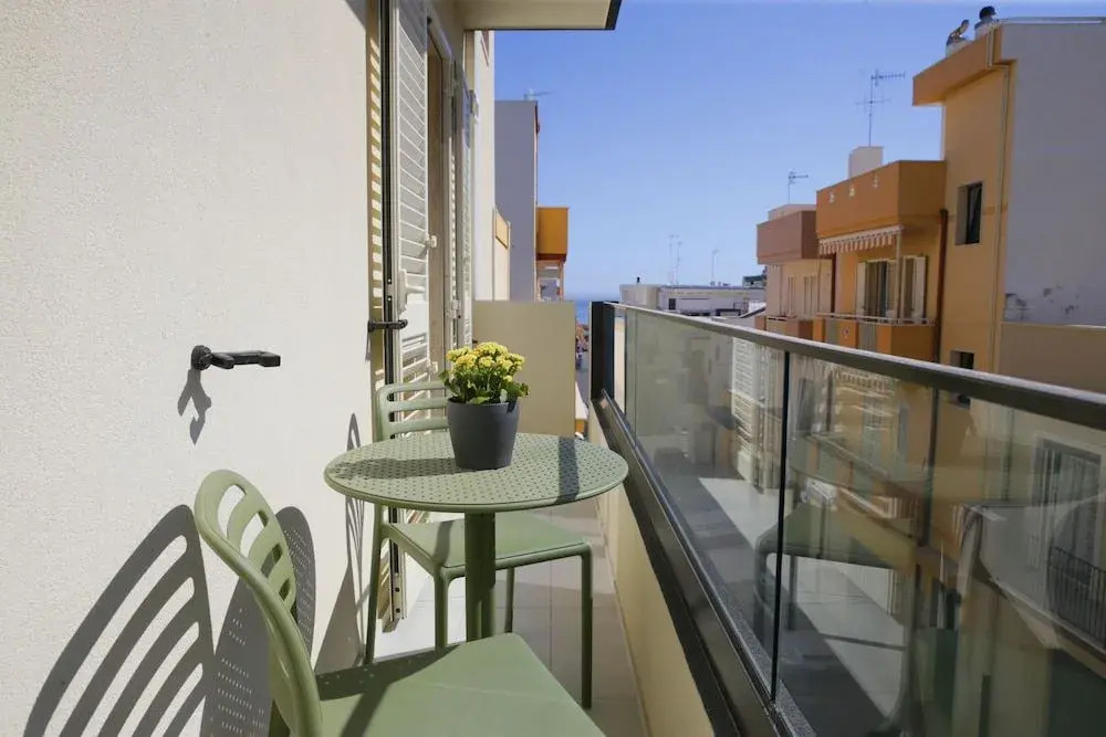 SETTANNI Sea Suites