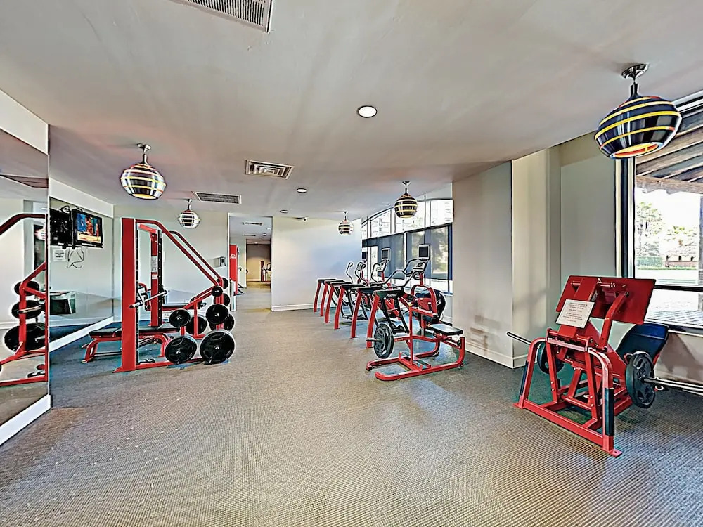 24 Edwards - 2 Br Condo