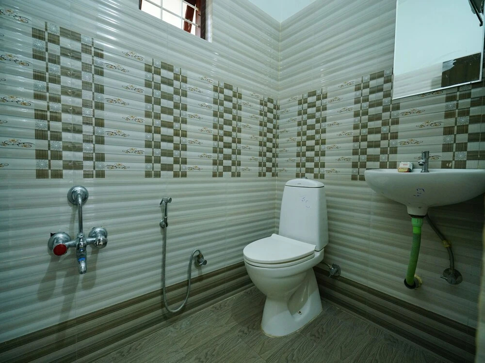 OYO 16158 Firdows Homes Adimali
