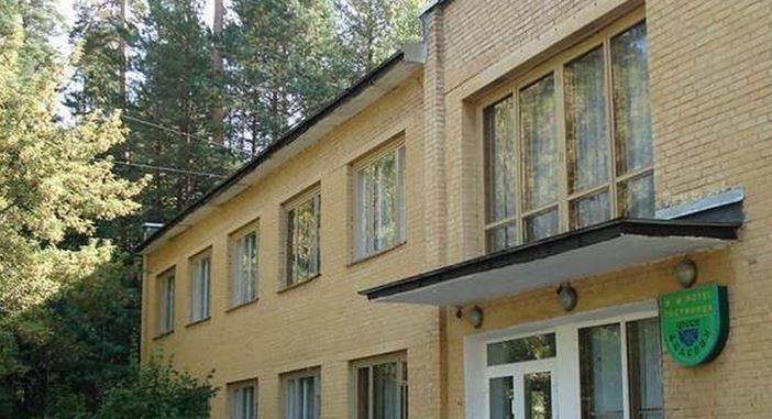 Отель Зеленая