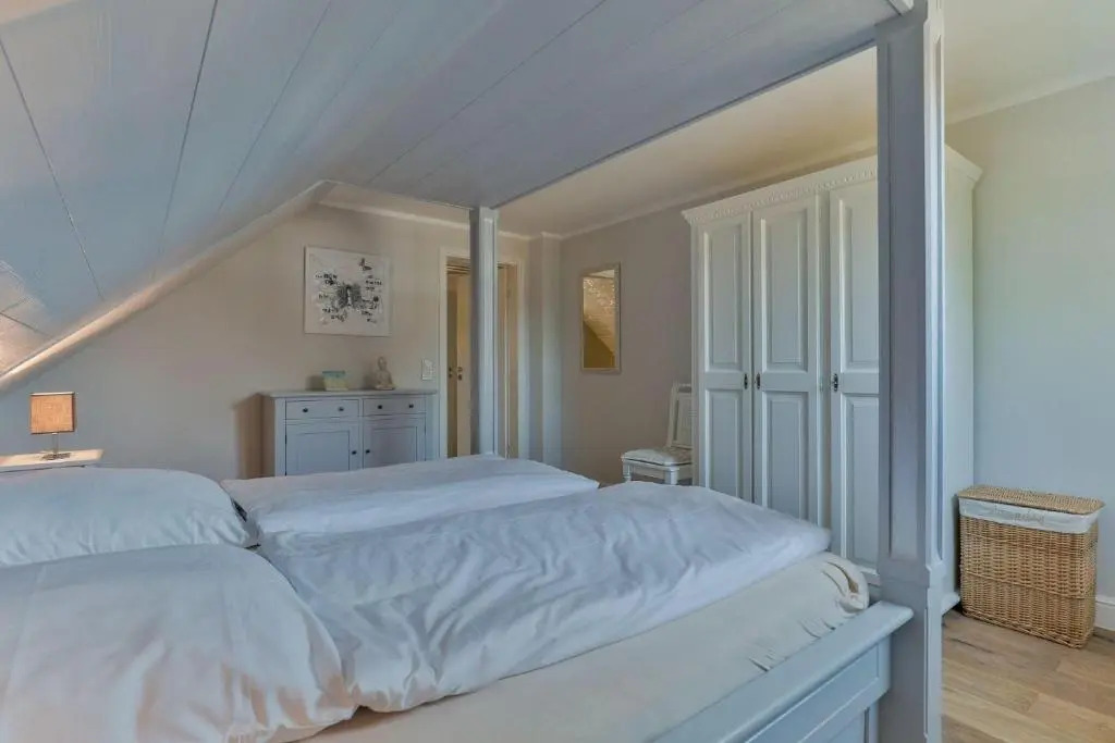 Haus-Blum-schoene-Ferienwohnung-in-absolut-ruhiger-Lage-in-Westerland