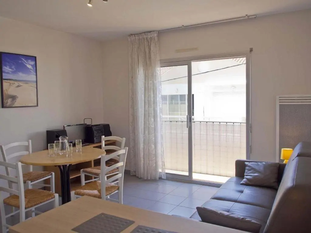 Appartement Les Sables-d'Olonne, 1 pièce, 2 personnes - FR-1-92-760
