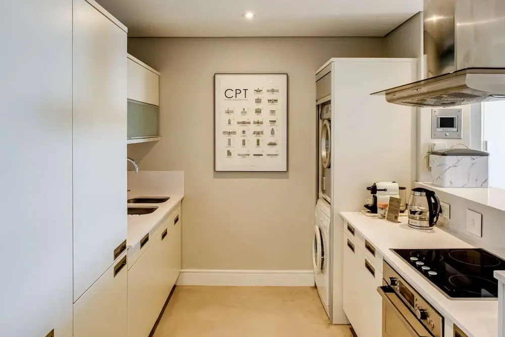 Stylish Retreat With Marina Views at Juliette 307