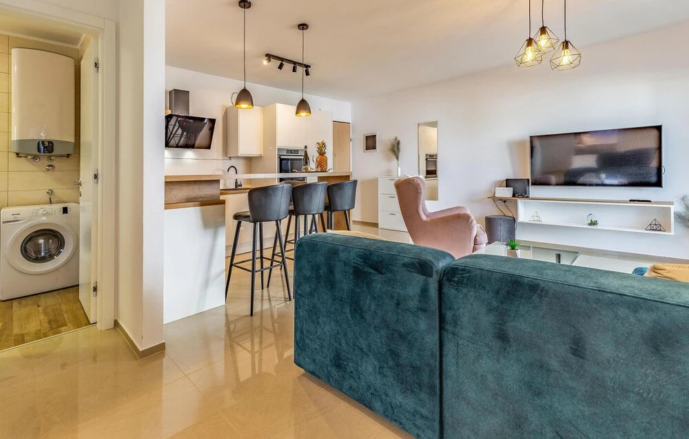 Nice Apartment in Banjole With Outdoor Swimming Pool, Wifi and 2 Bedrooms