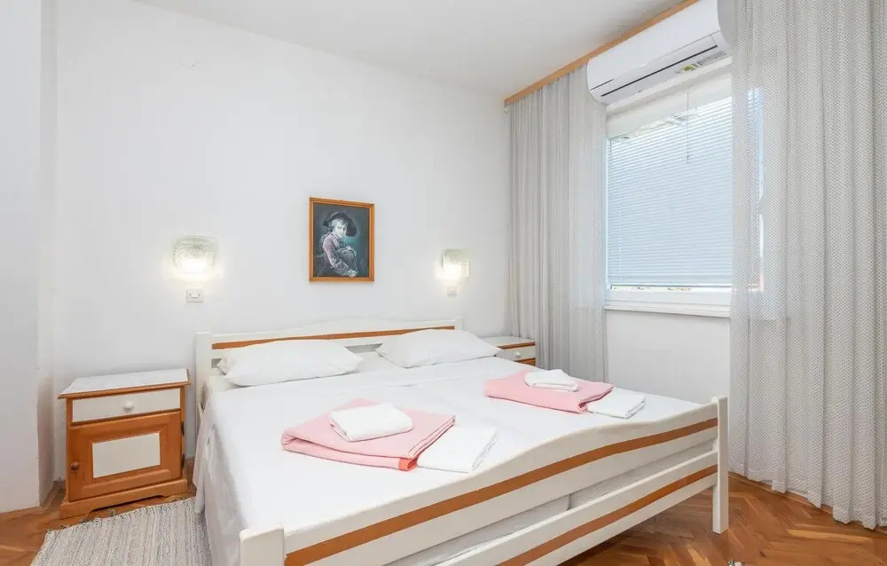 Beautiful Home in Stari Grad With Wifi and 0 Bedrooms
