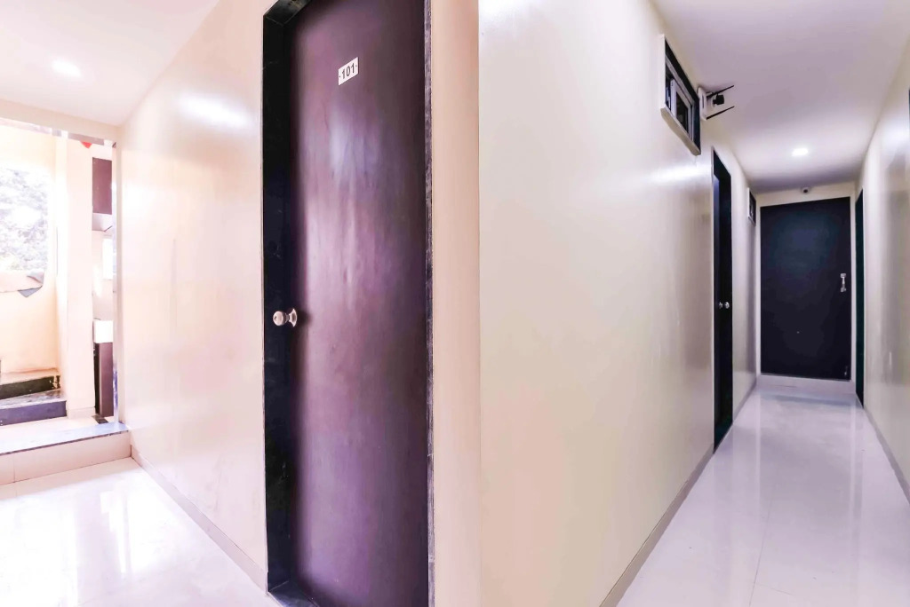 OYO 4960 Hotel new shree niwas