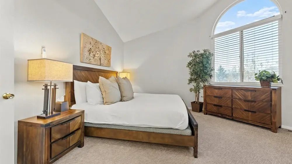 NEW Cityside Stay 3BR Retreat Near DT w Patio
