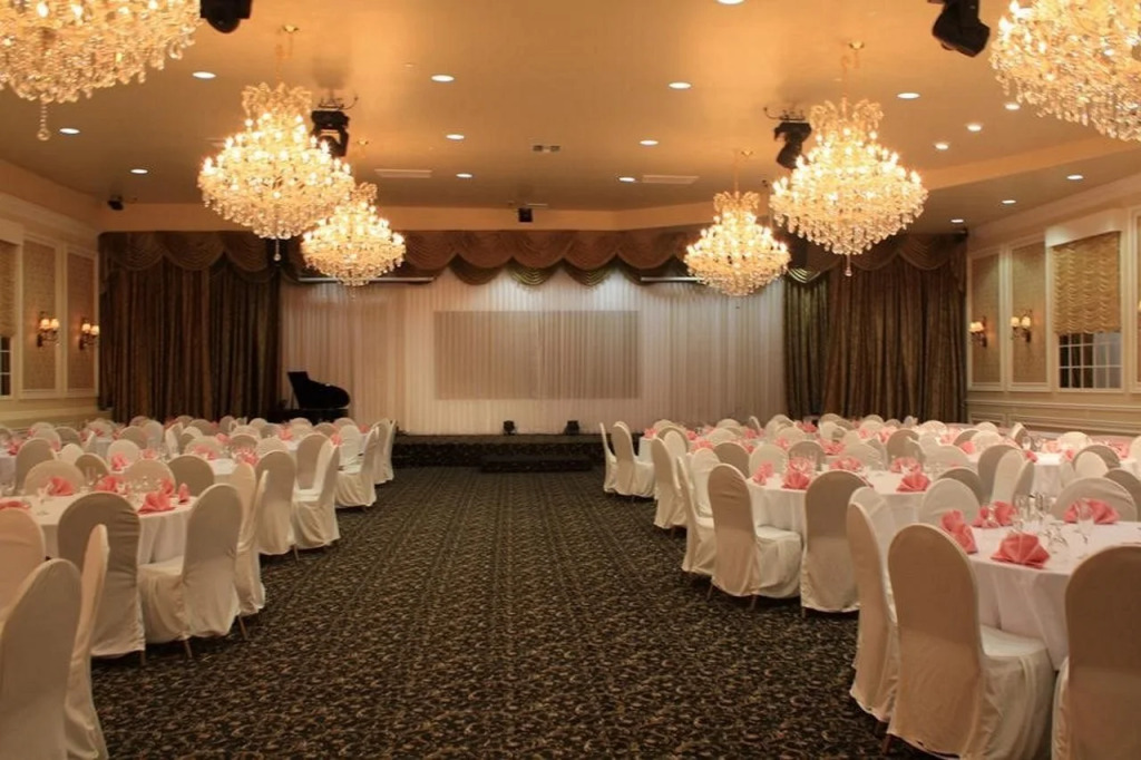 Garden Suite Hotel and Resort