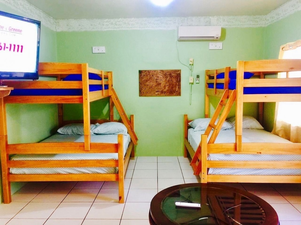 Bagos Eco Retreat & Cafe