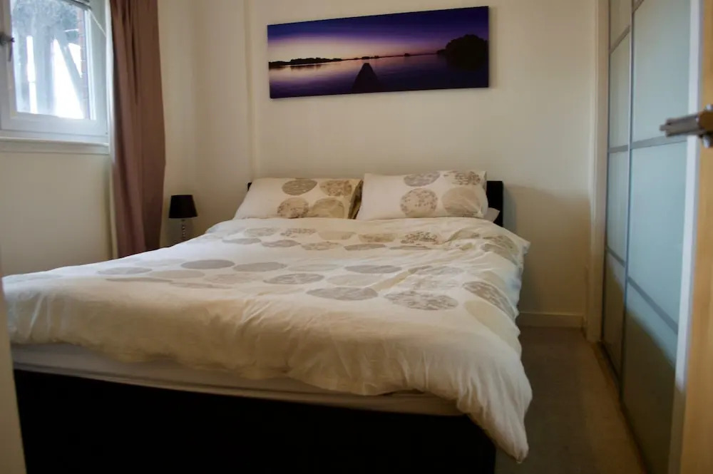 1 Bedroom Apartment By The Sea In Leith