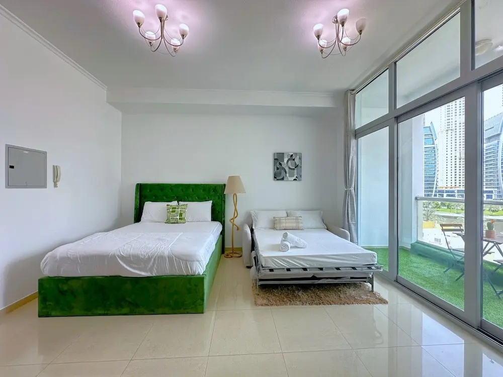 Luxury Studio with Marina View