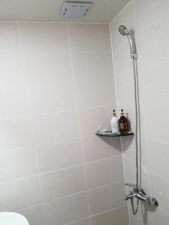 YOUNG STAY - Hostel
