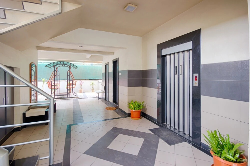 OYO 4018 Hotel Grand Ashwin