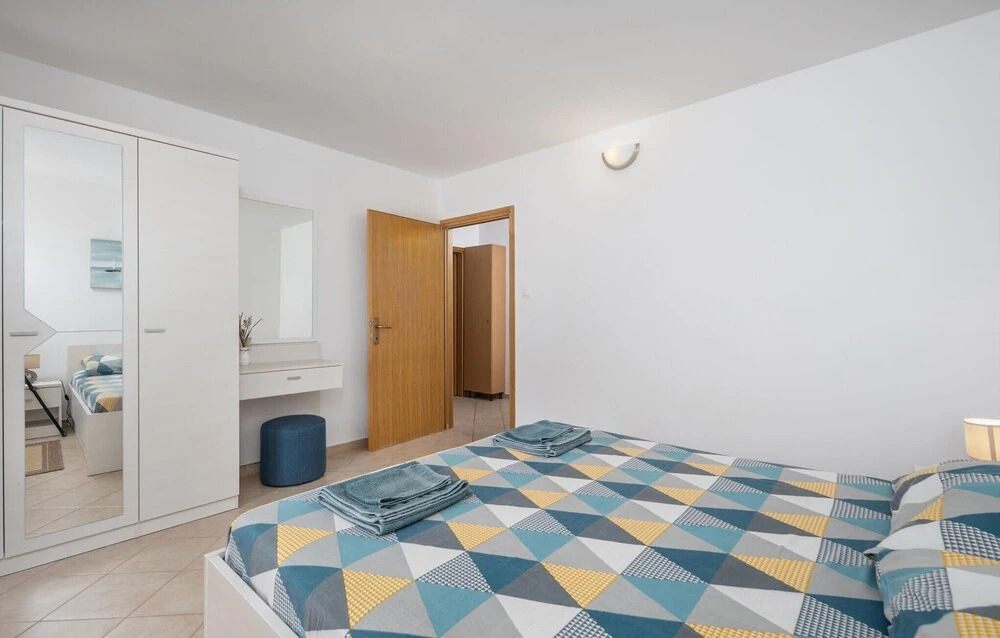Stunning Home in Sveti Anton With Wifi and 4 Bedrooms
