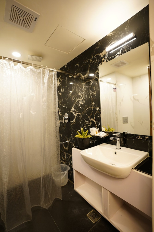 DrizzleDrop Inn Chennai