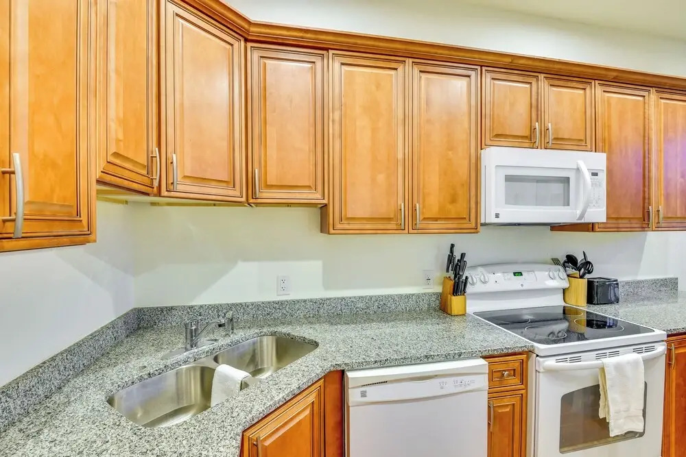 3 Mi to Warren Dunes: Sawyer Getaway w/ Fireplace!