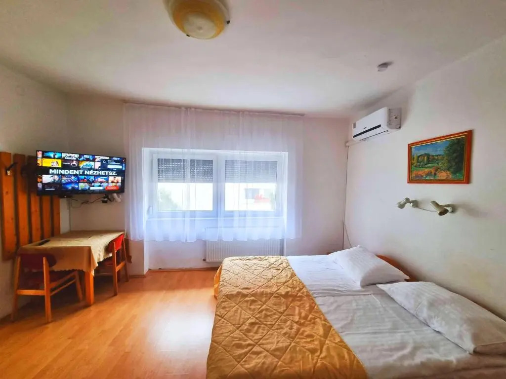 Hungaria Apartments