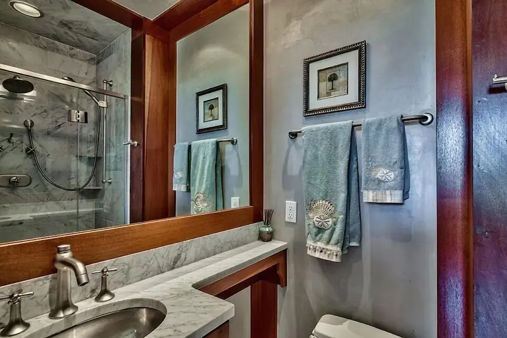 OLYMPIA CORAL SUITE 3 Bedroom Holiday Home by Five Star Properties