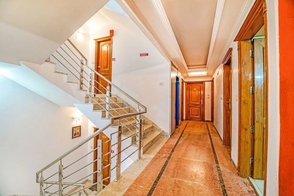 OYO 8505 Hotel Ashu Palace