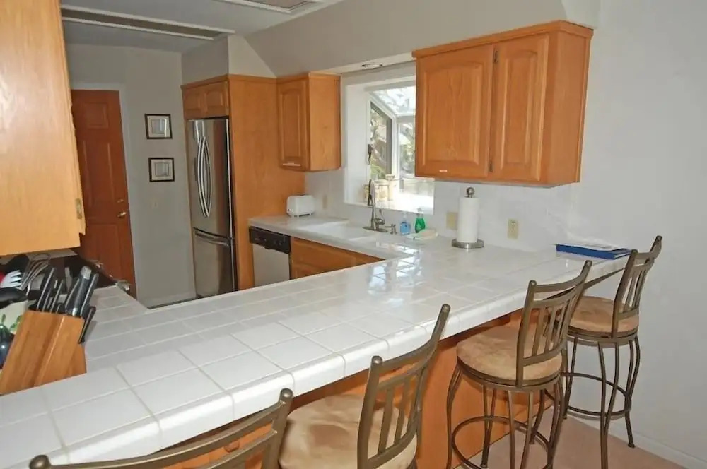 1899 Cascade Court 4 Bedroom Home by RedAwning