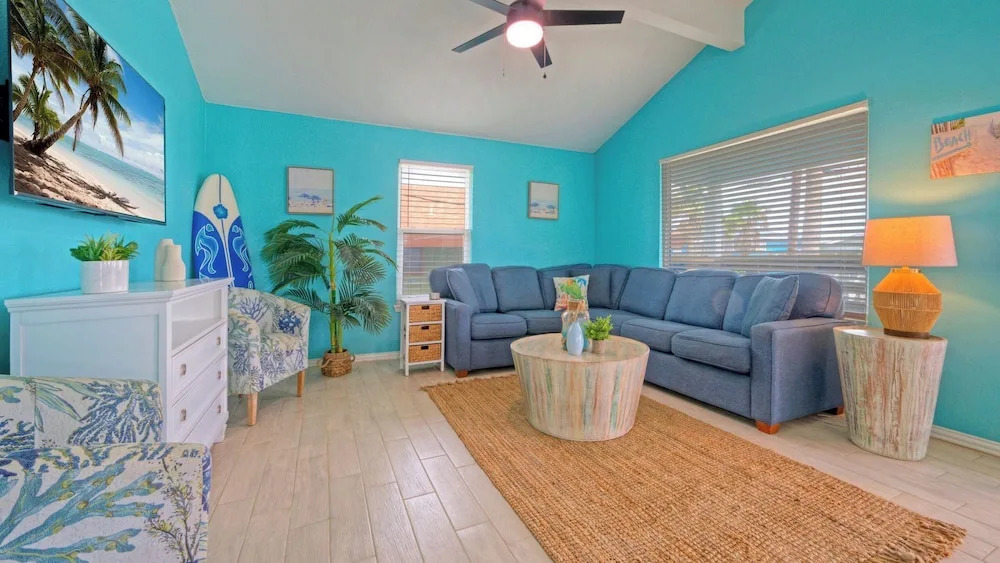 Coastal Retreat w/ Pool, BBQ & Sunset Views Beers and Sunshine by Avantstay