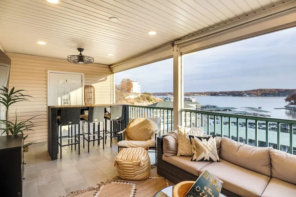 Views + Pool Access: Luxurious Lake Ozark Condo