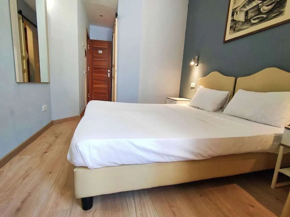 Flavia Suite