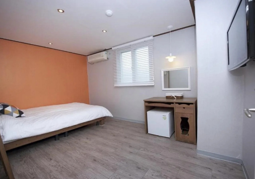 Shinchon Guesthouse