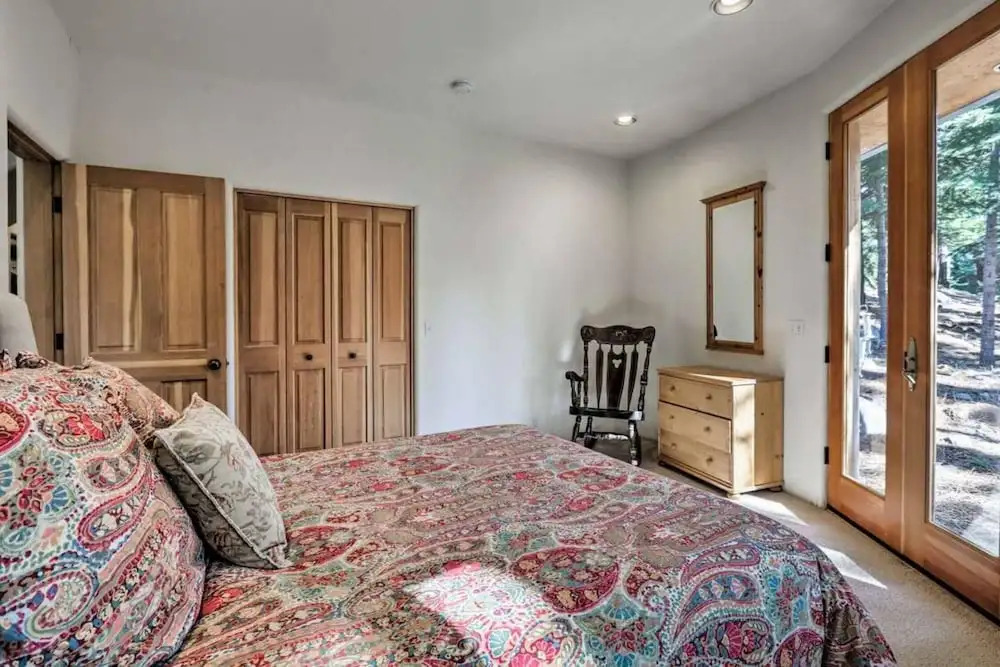 Squaw Valley Mountain Chalet w/ Private Hot Tub!