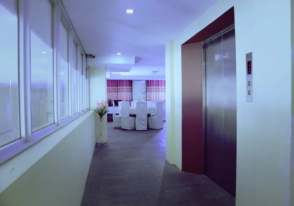 King & Queen Hotel